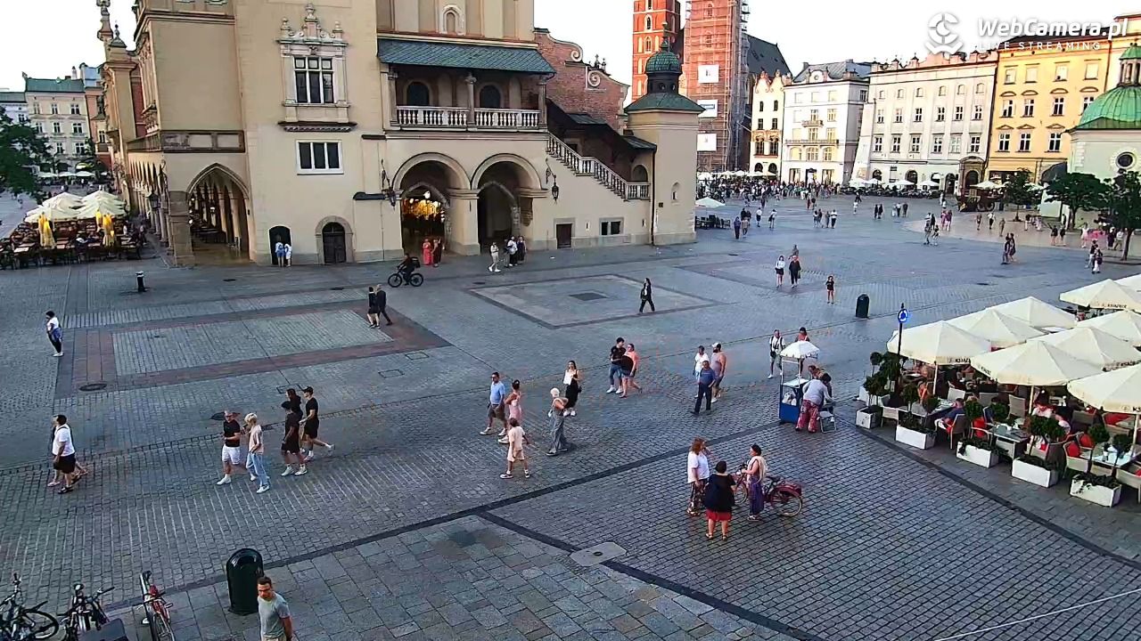 KRAKÓW - Rynek Główny NOWOŚĆ - 30 czerwiec 2025, 20:43