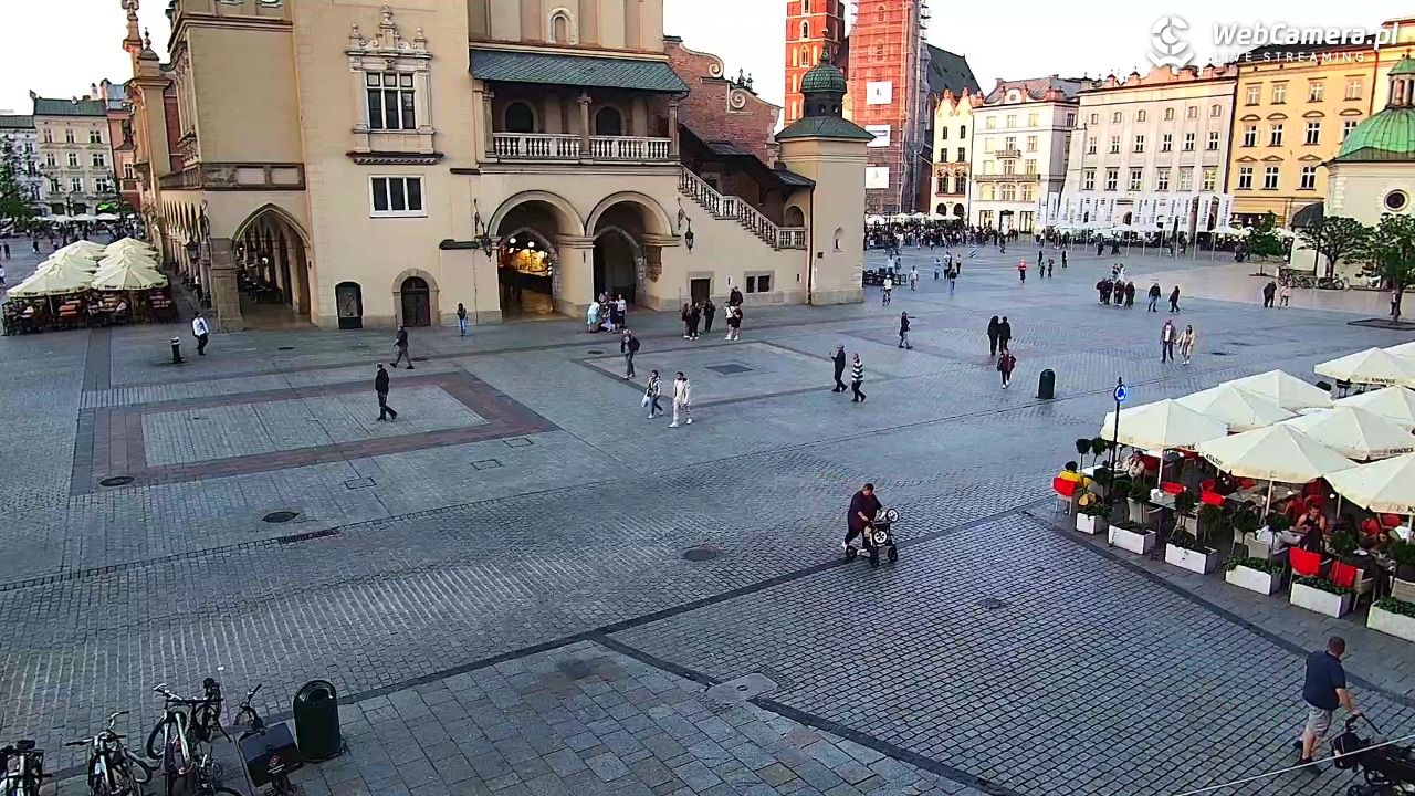 KRAKÓW - Rynek Główny NOWOŚĆ - 28 kwiecień 2025, 19:43