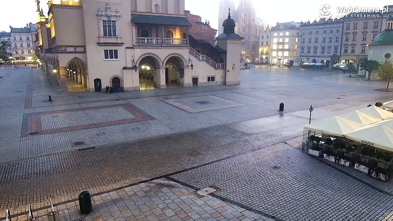KRAKÓW - Rynek Główny NOWOŚĆ - 05 listopad 2025, 06:19