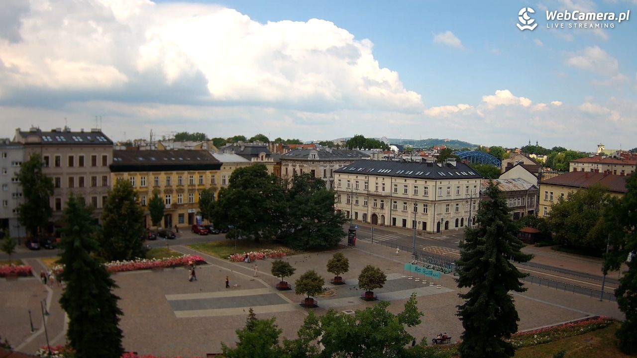 Kraków - widok na rynek Podgórski - 29 czerwiec 2025, 10:19