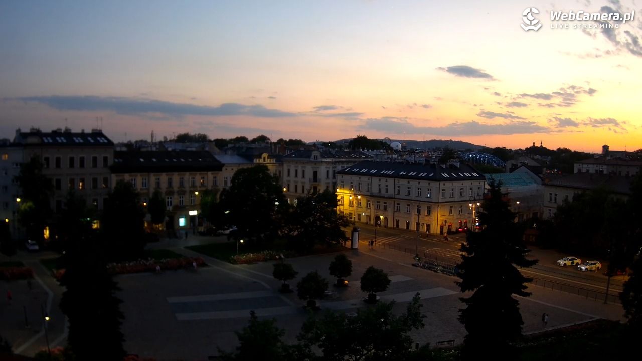 Kraków - widok na rynek Podgórski - 25 czerwiec 2026, 21:20