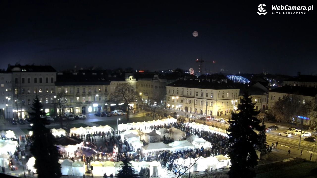 Kraków - widok na rynek Podgórski - 29 listopad 2025, 16:58