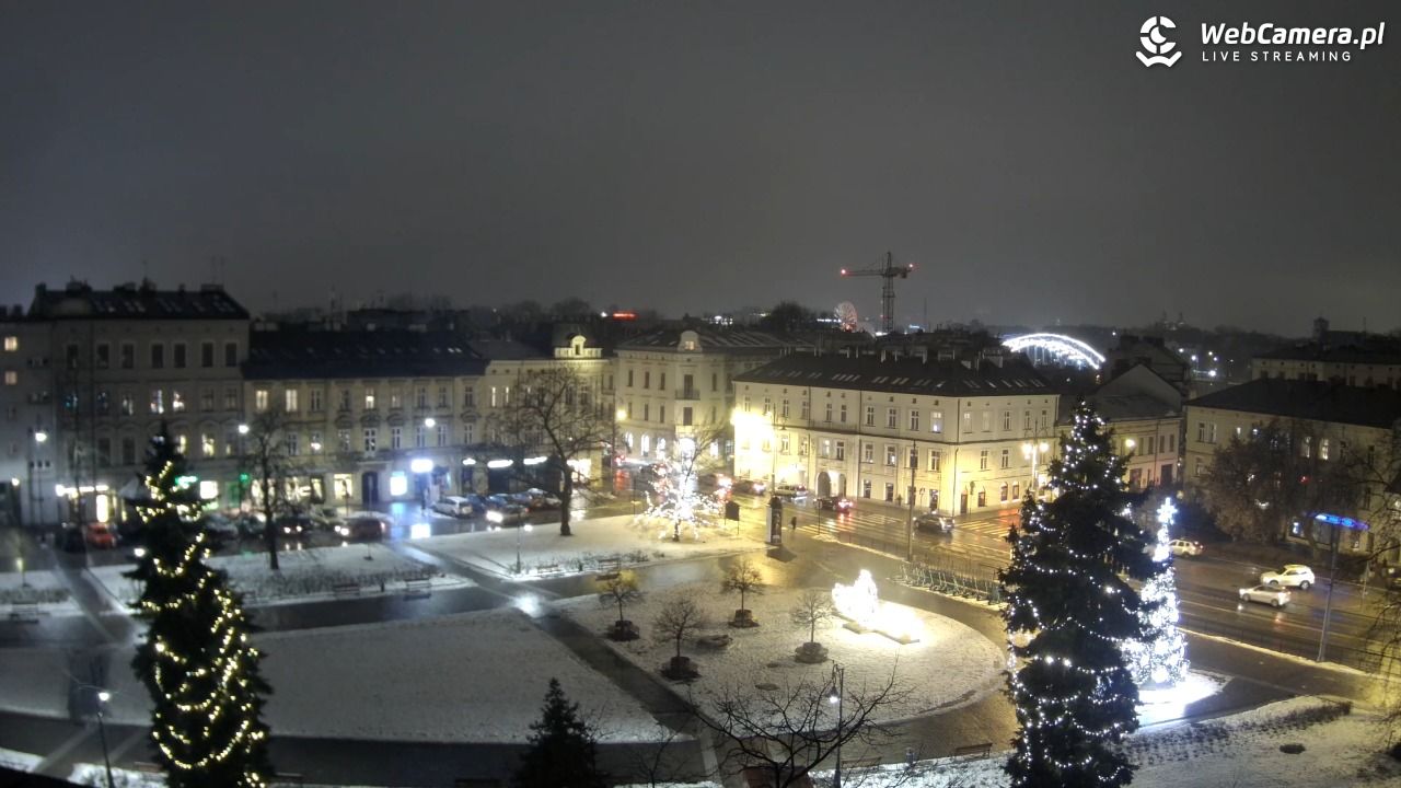 Kraków - widok na rynek Podgórski - 30 styczeń 2026, 19:41