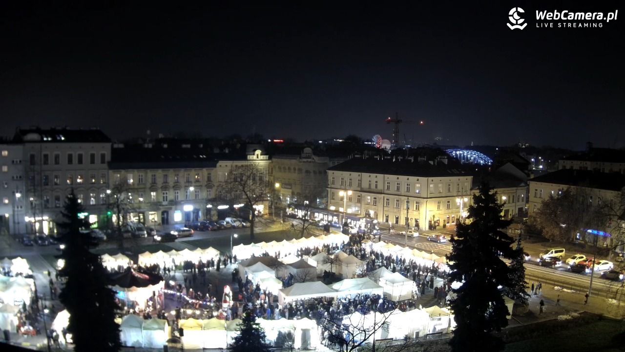 Kraków - widok na rynek Podgórski - 29 listopad 2025, 19:05