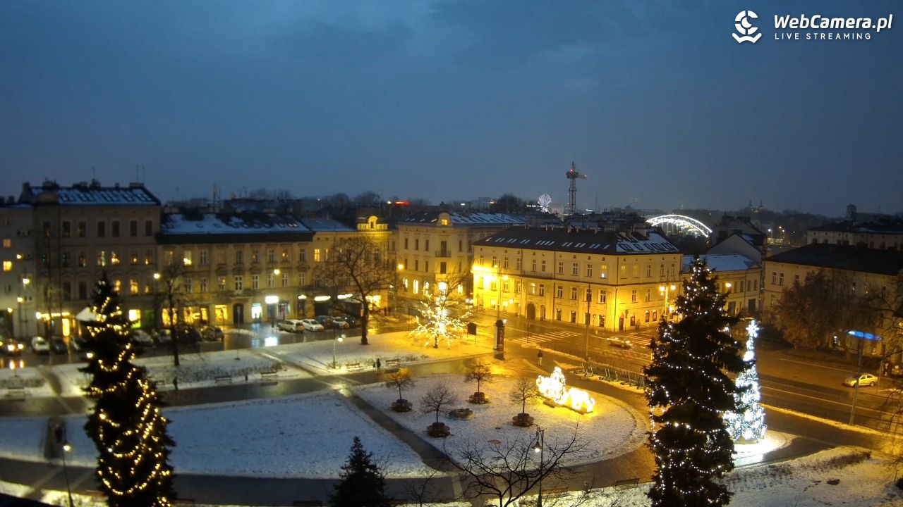 Kraków - widok na rynek Podgórski - 25 styczeń 2026, 16:56