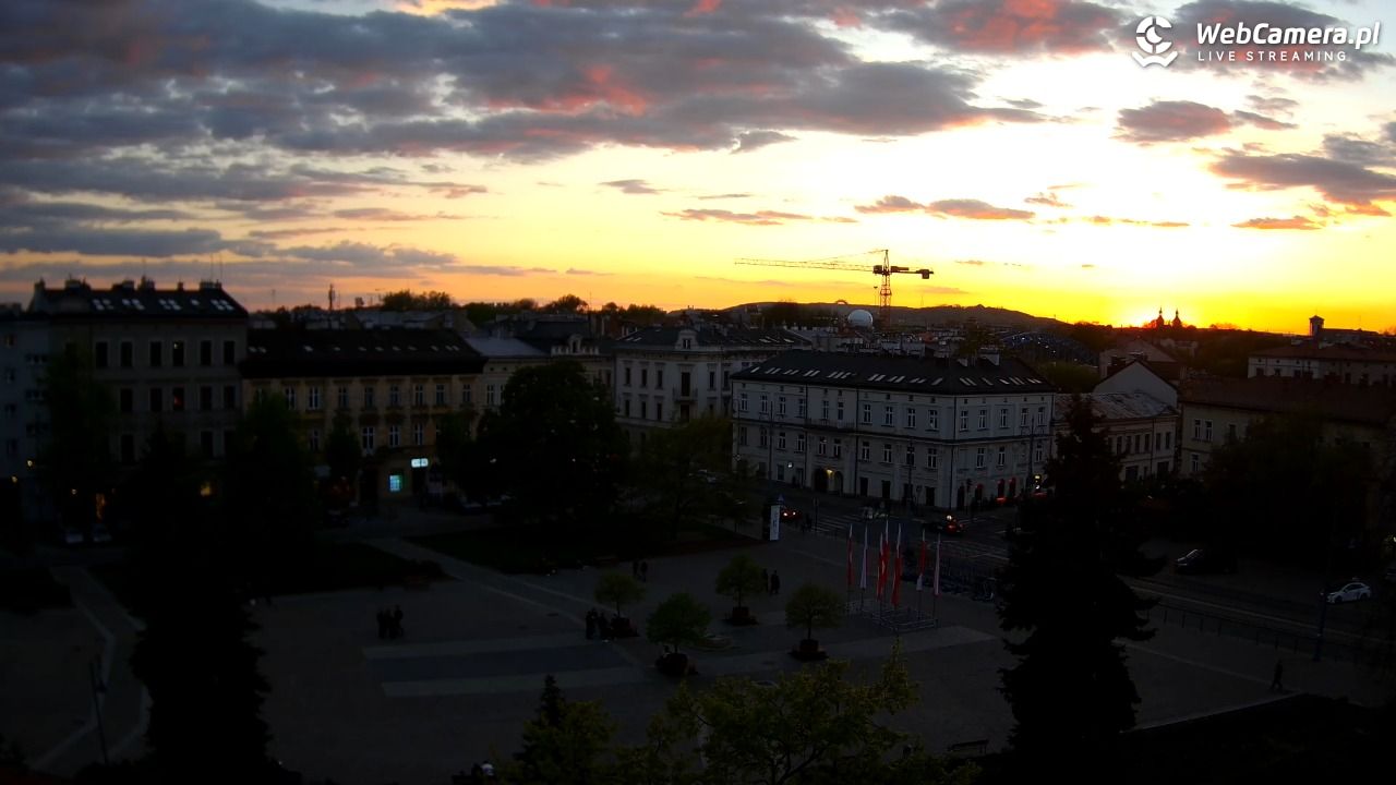 Kraków - widok na rynek Podgórski - 01 maj 2026, 20:00