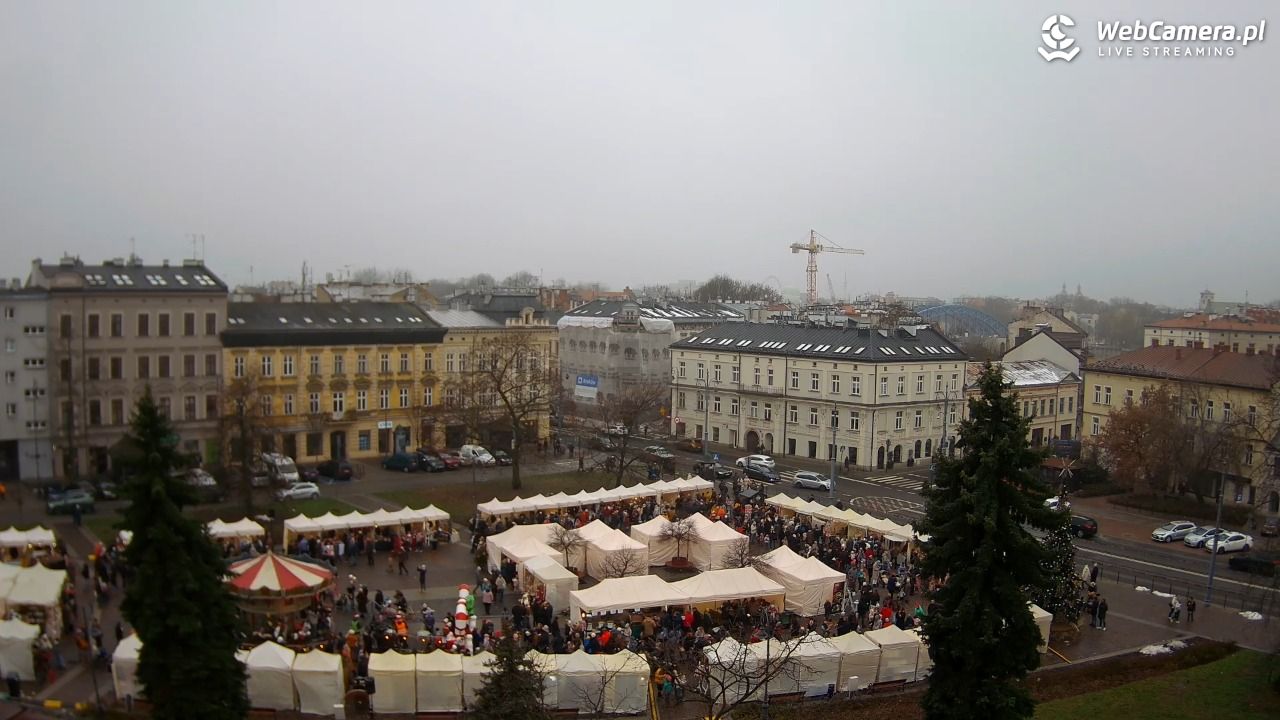 Kraków - widok na rynek Podgórski - 30 listopad 2025, 12:17