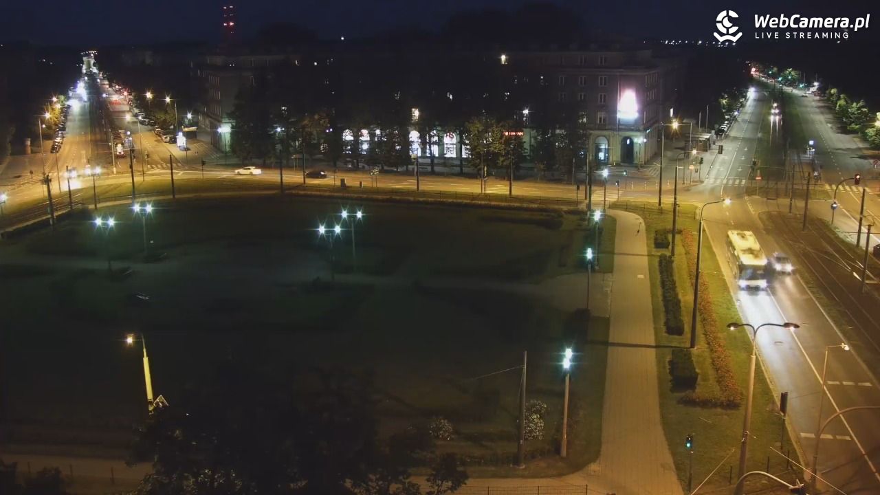 Kraków - Nowa Huta - 14 czerwiec 2026, 21:57