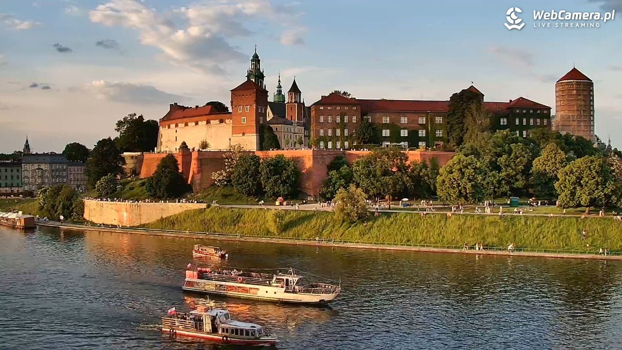 KRAKÓW - widok na Zamek Królewski na Wawelu NOWOŚĆ - 24 maj 2026, 19:25