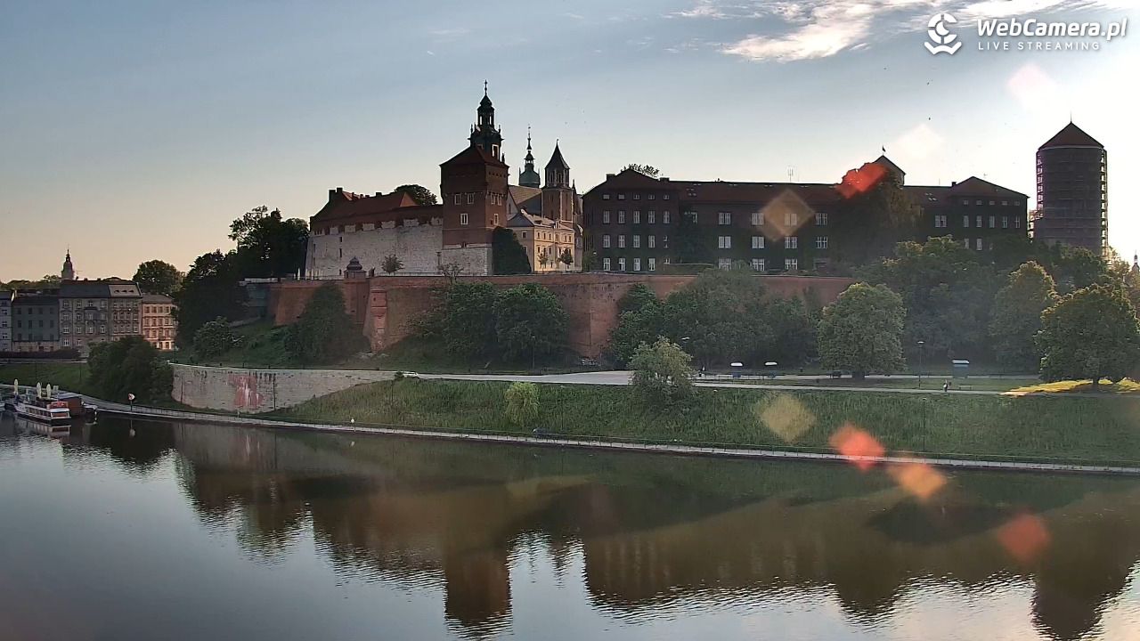 KRAKÓW - widok na Zamek Królewski na Wawelu NOWOŚĆ - 21 maj 2026, 06:45