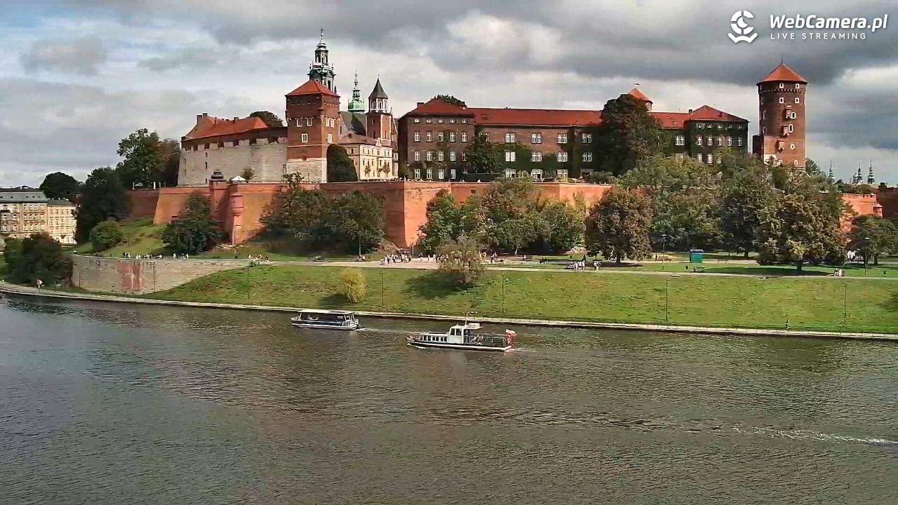KRAKÓW - widok na Zamek Królewski na Wawelu NOWOŚĆ - 11 wresień 2025, 12:04