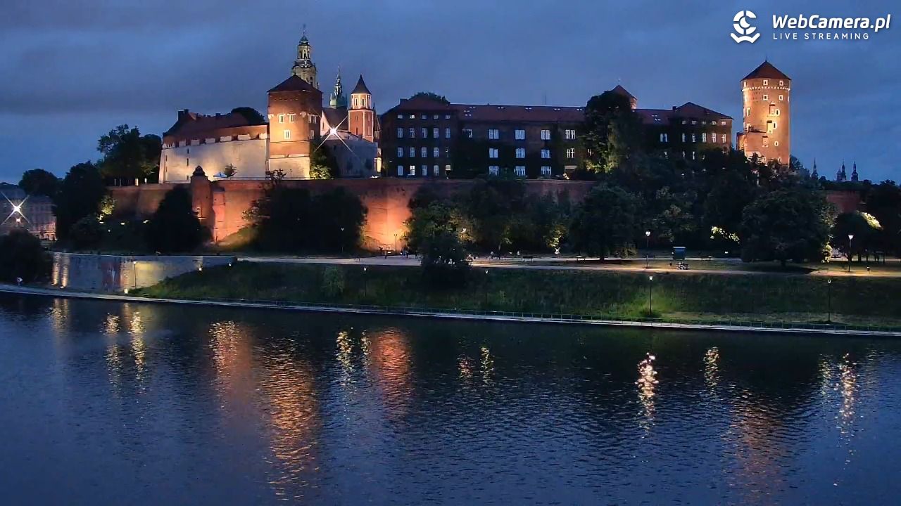 KRAKÓW - widok na Zamek Królewski na Wawelu NOWOŚĆ - 17 maj 2025, 20:41