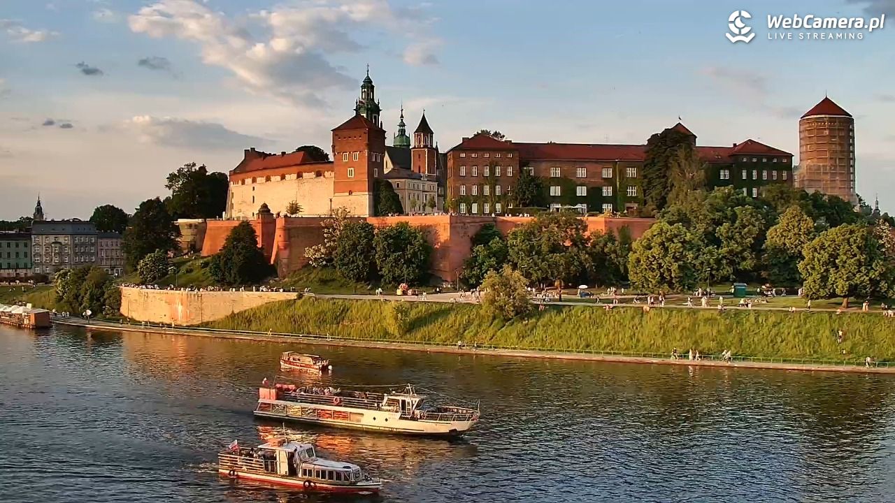 KRAKÓW - widok na Zamek Królewski na Wawelu NOWOŚĆ - 24 maj 2026, 19:25