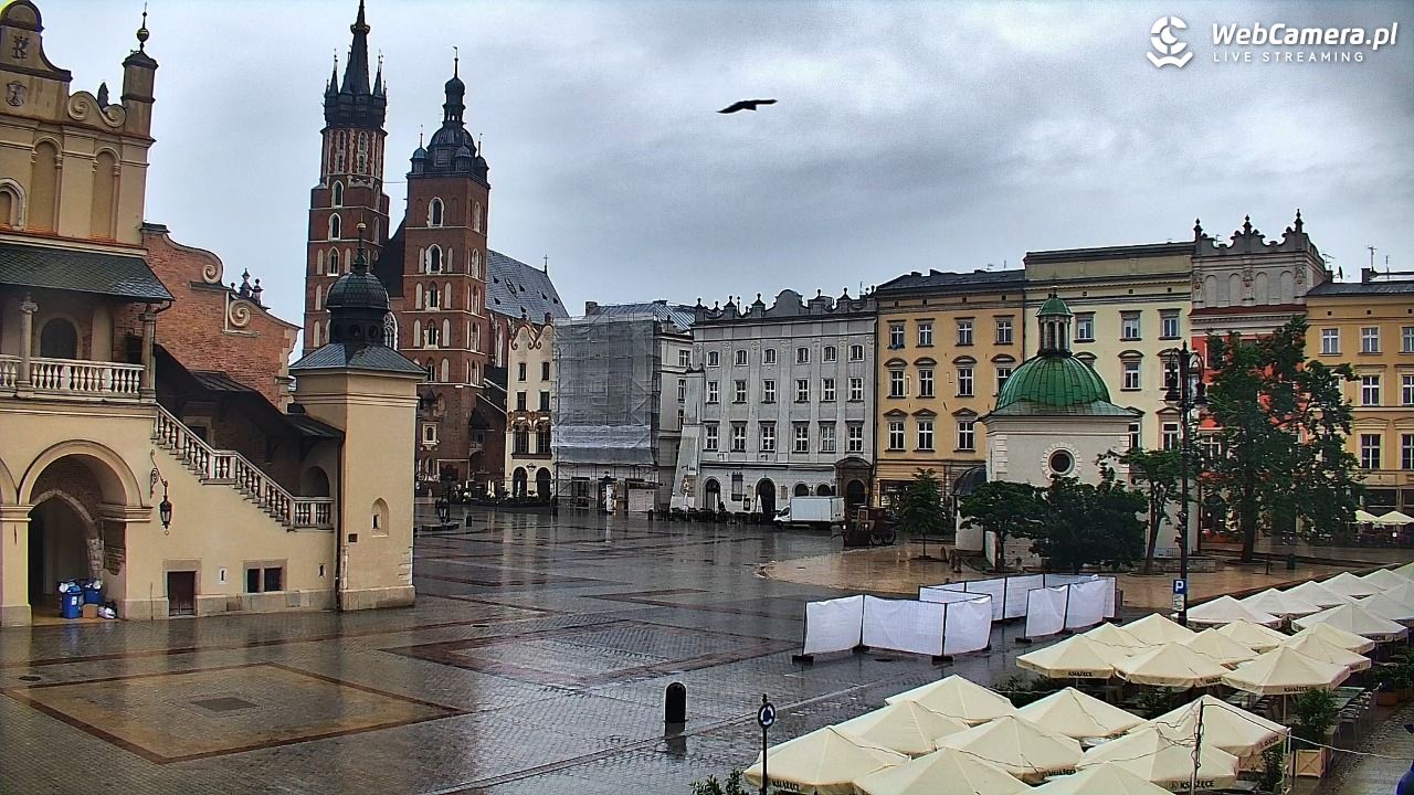 Kraków - widok na Rynek Główny - 13 czerwiec 2026, 06:56