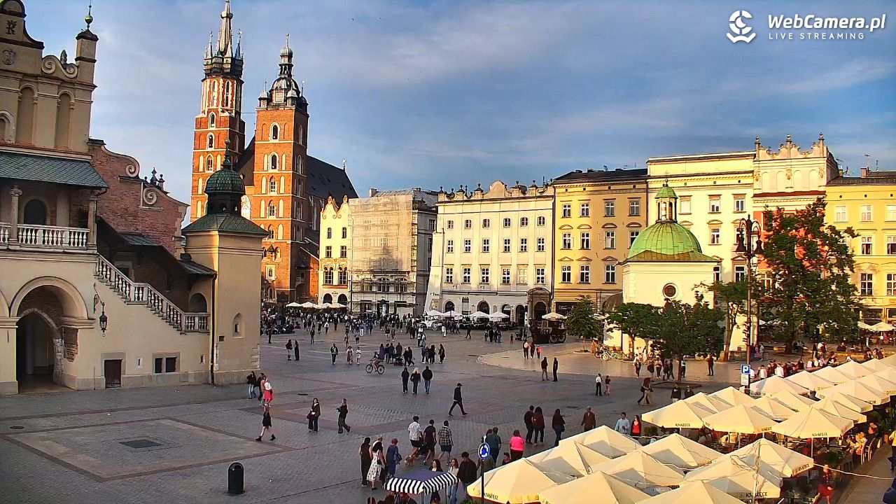 Kraków - widok na Rynek Główny - 31 maj 2026, 19:35