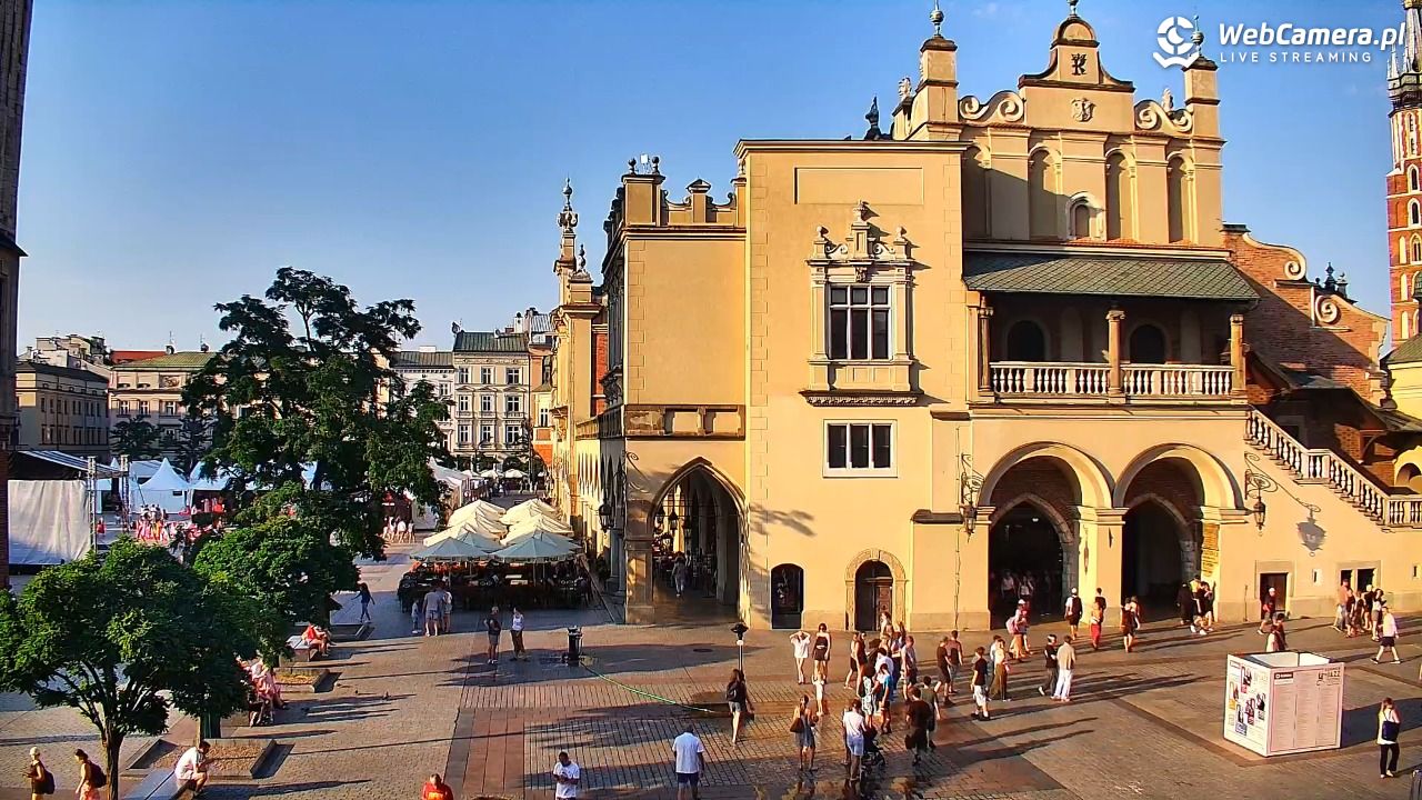 Kraków - widok na Rynek Główny - 31 lipiec 2026, 18:31