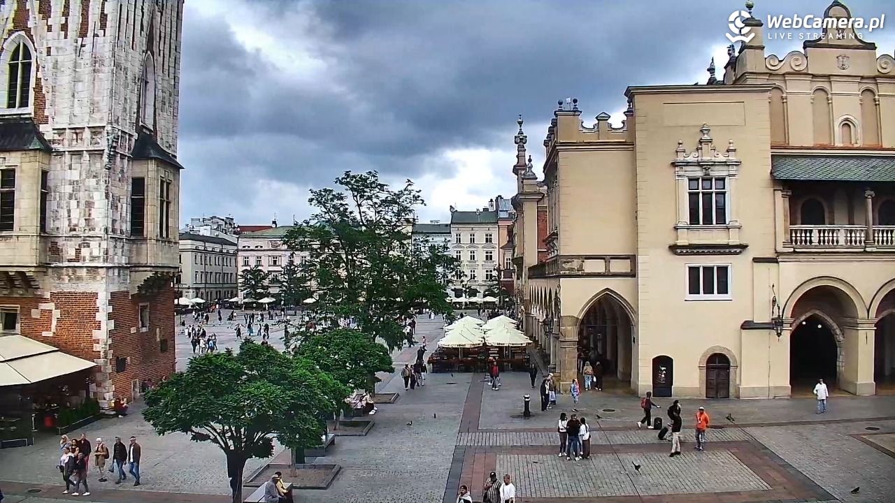 Kraków - widok na Rynek Główny - 04 czerwiec 2026, 12:07