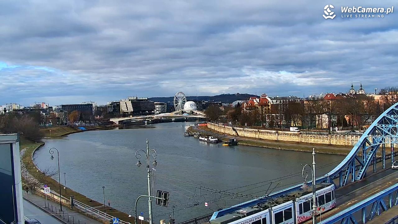 Kraków - widok na Wisłę i Most im. Marszałka Piłsudskiego - 13 luty 2026, 09:36