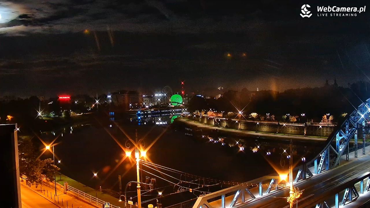 Kraków - widok na Wisłę i Most im. Marszałka Piłsudskiego - 26 wresień 2026, 04:40