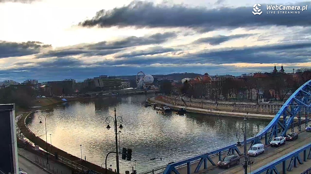 Kraków - widok na Wisłę i Most im. Marszałka Piłsudskiego - 12 luty 2026, 16:25