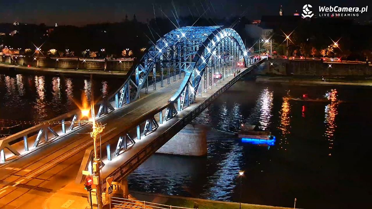Kraków - widok na Wisłę i Most im. Marszałka Piłsudskiego - 27 wresień 2026, 19:38