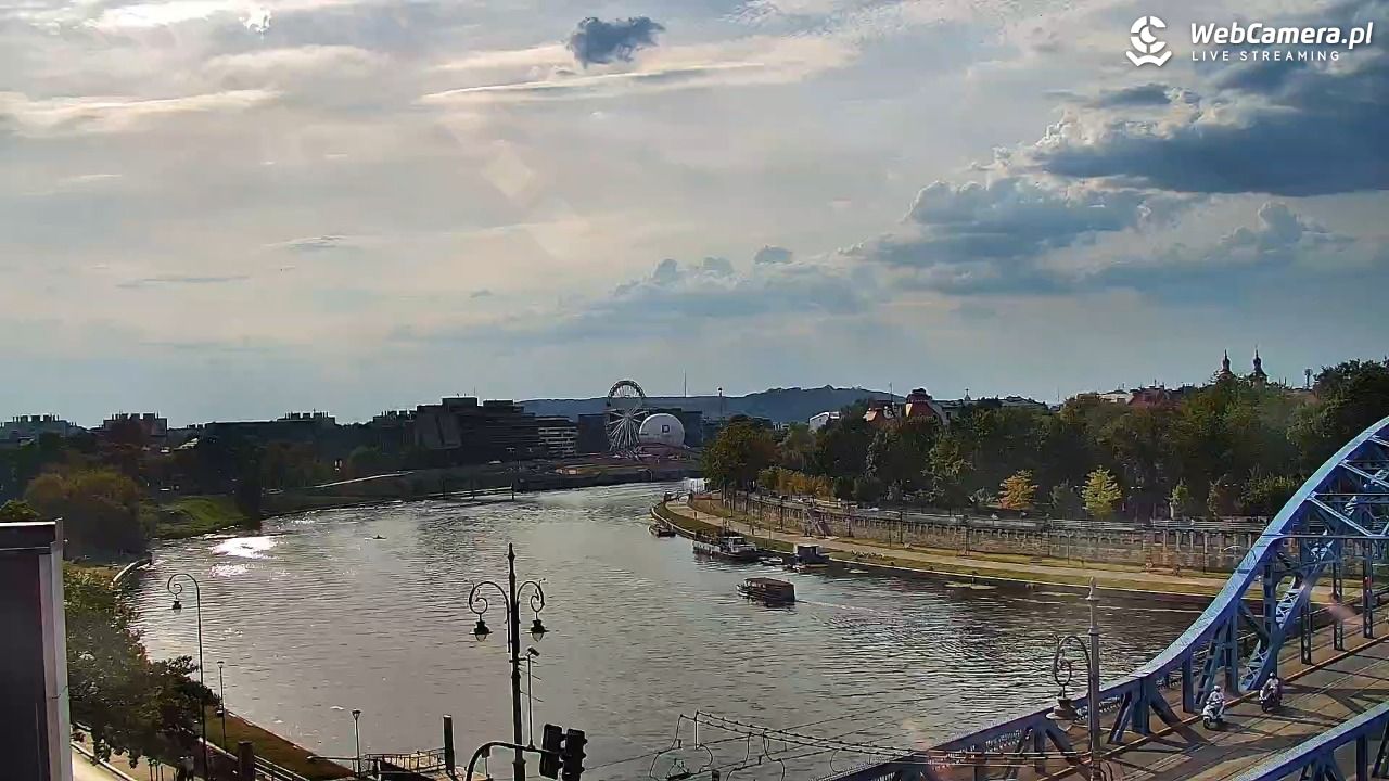 Kraków - widok na Wisłę i Most im. Marszałka Piłsudskiego - 16 sierpień 2026, 17:14