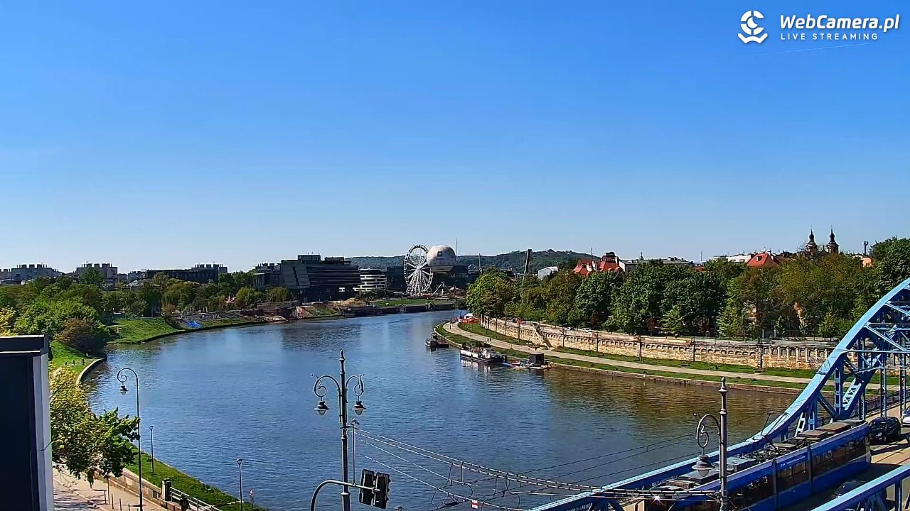 Kraków - widok na Wisłę i Most im. Marszałka Piłsudskiego - 28 kwiecień 2025, 13:50