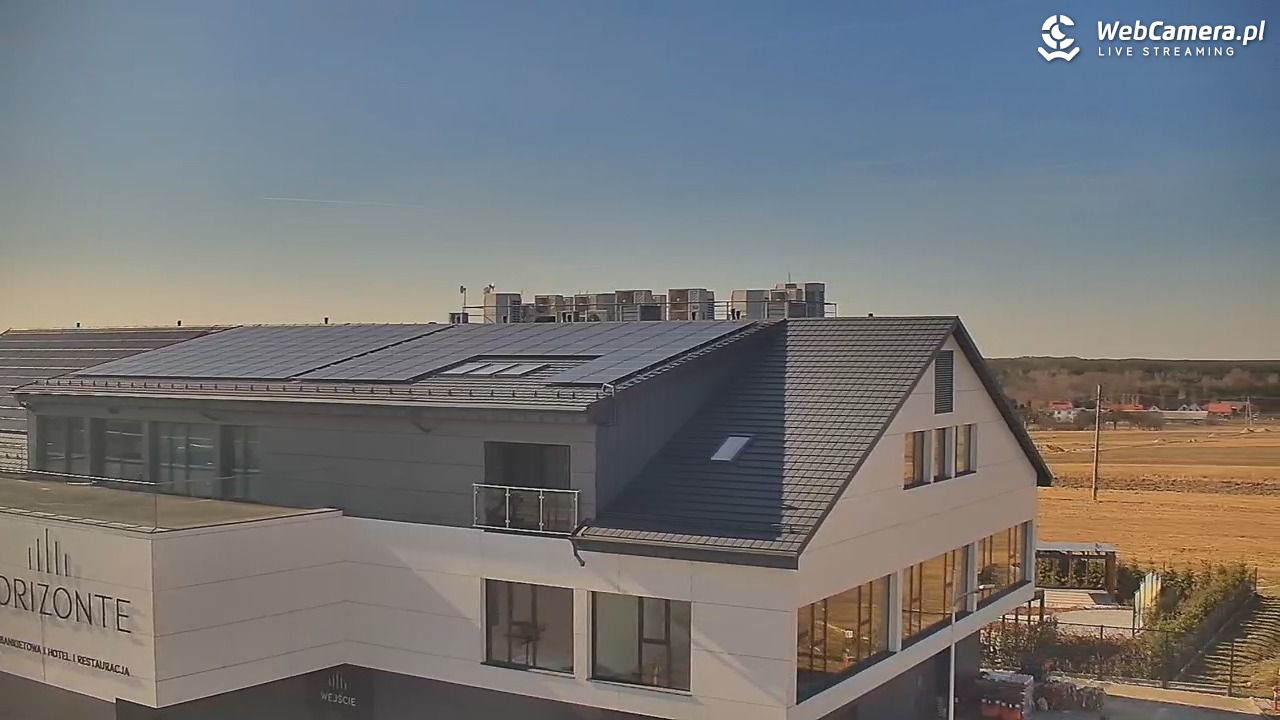 Krasocin - widok z zabytkowego wiatraka - 03 marzec 2026, 13:09