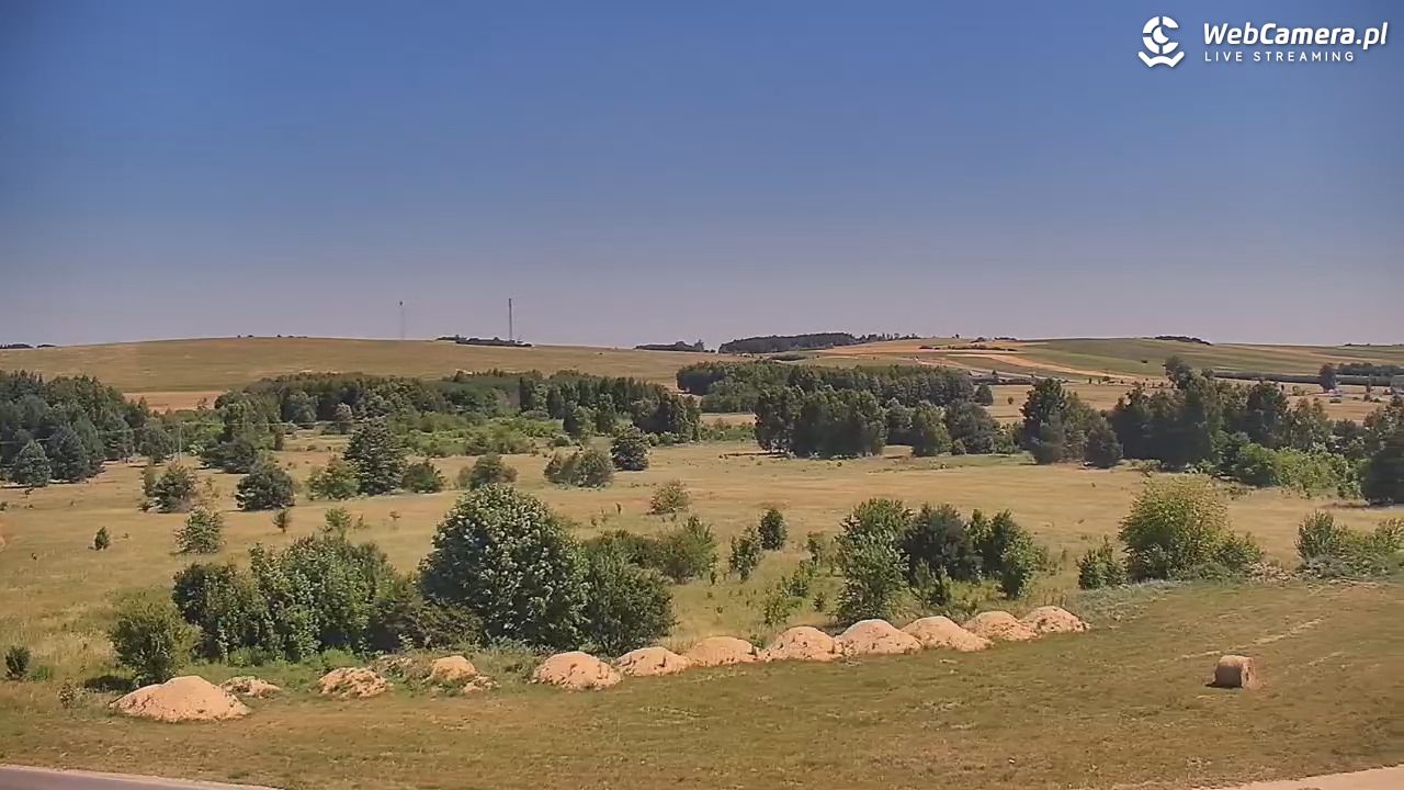 Krasocin - widok z zabytkowego wiatraka - 03 lipiec 2025, 11:05