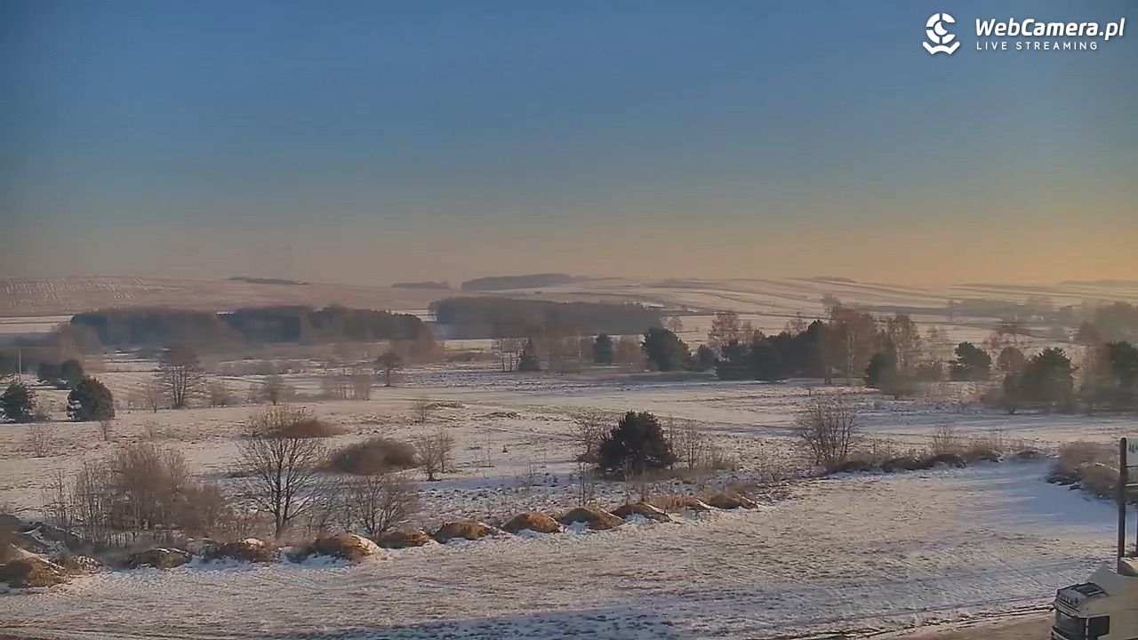 Krasocin - widok z zabytkowego wiatraka - 20 styczeń 2026, 09:11