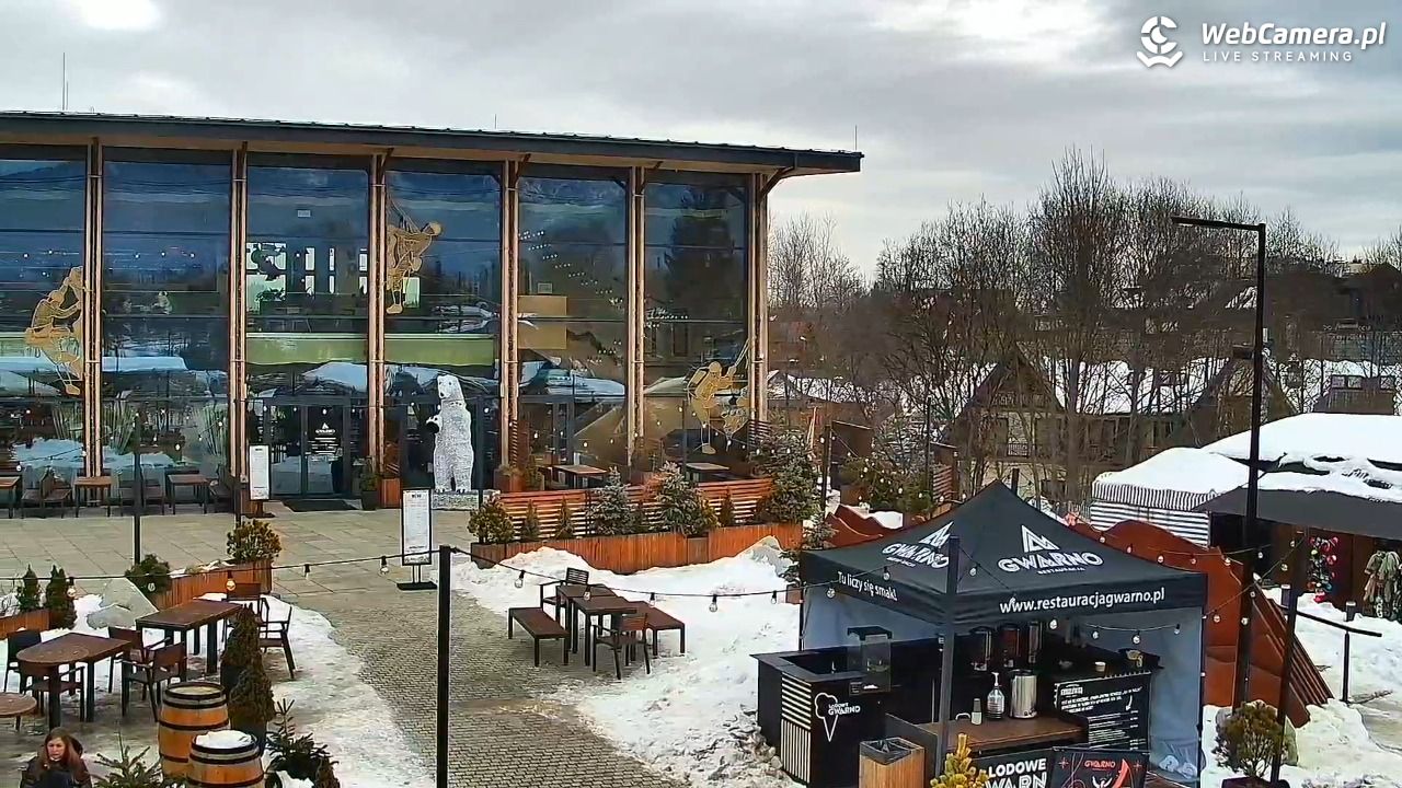 Zakopane - widok na dolną stację kolei na Gubałówkę - 22 styczeń 2026, 11:50