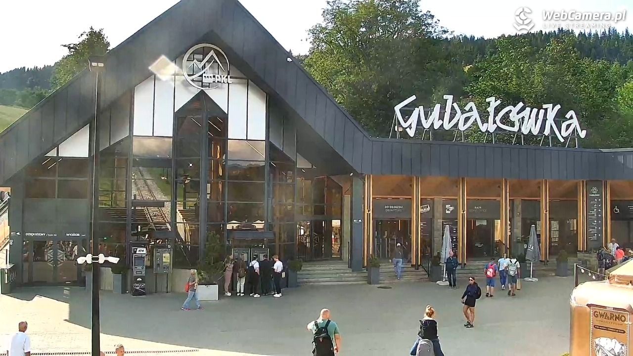 Zakopane - widok na dolną stację kolei na Gubałówkę - 20 lipiec 2026, 17:12