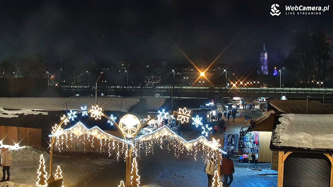 Zakopane - widok na dolną stację kolei na Gubałówkę - 21 styczeń 2026, 19:43