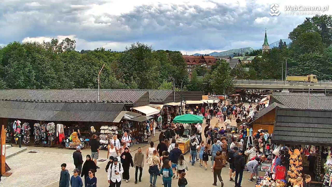 Zakopane - widok na dolną stację kolei na Gubałówkę - 22 lipiec 2026, 14:20