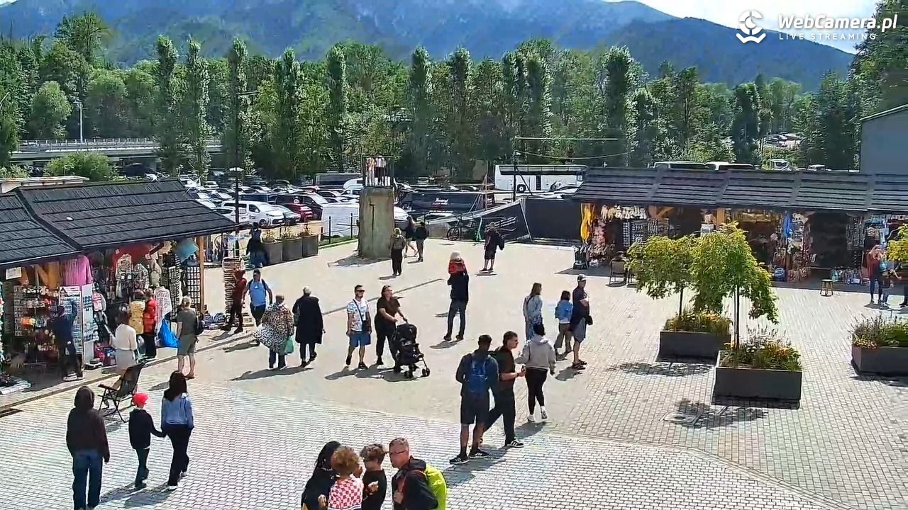 Zakopane - widok na dolną stację kolei na Gubałówkę - 23 lipiec 2026, 14:13