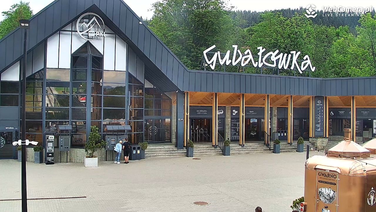 Zakopane - widok na dolną stację kolei na Gubałówkę - 09 czerwiec 2026, 16:12