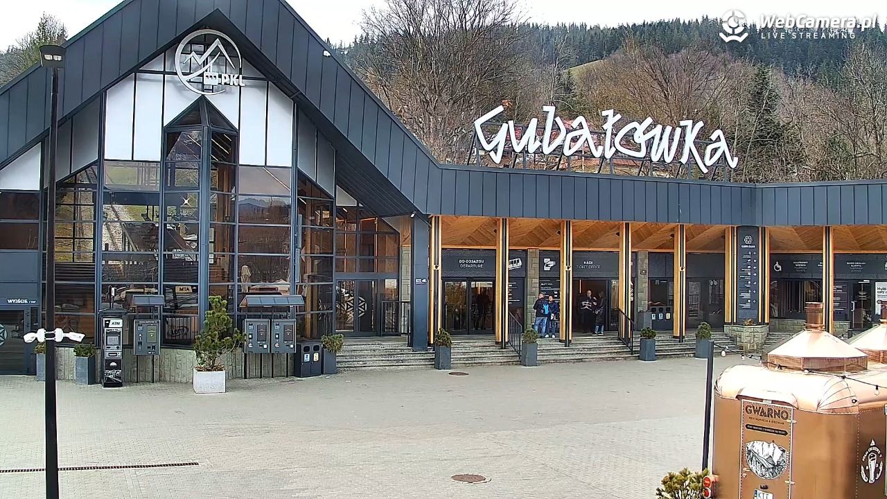 Zakopane - widok na dolną stację kolei na Gubałówkę - 24 kwiecień 2026, 16:15