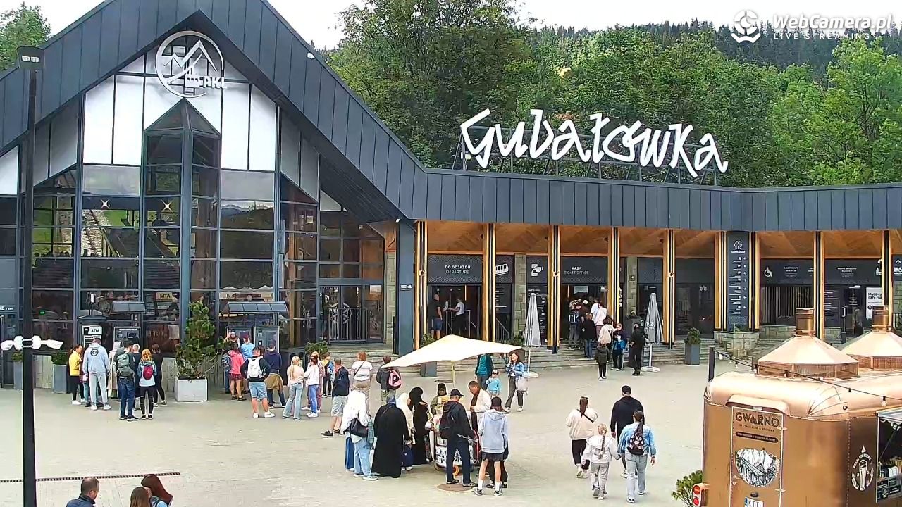 Zakopane - widok na dolną stację kolei na Gubałówkę - 21 lipiec 2026, 13:55