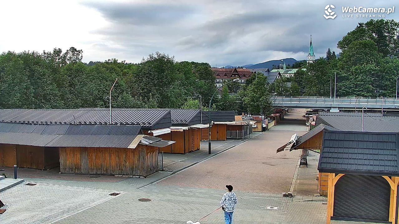 Zakopane - widok na dolną stację kolei na Gubałówkę - 22 lipiec 2026, 05:44