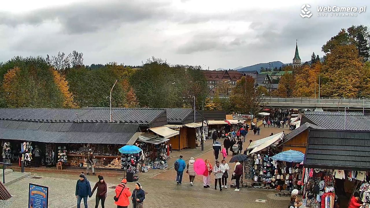 Zakopane - widok na dolną stację kolei na Gubałówkę - 14 październik 2025, 10:35