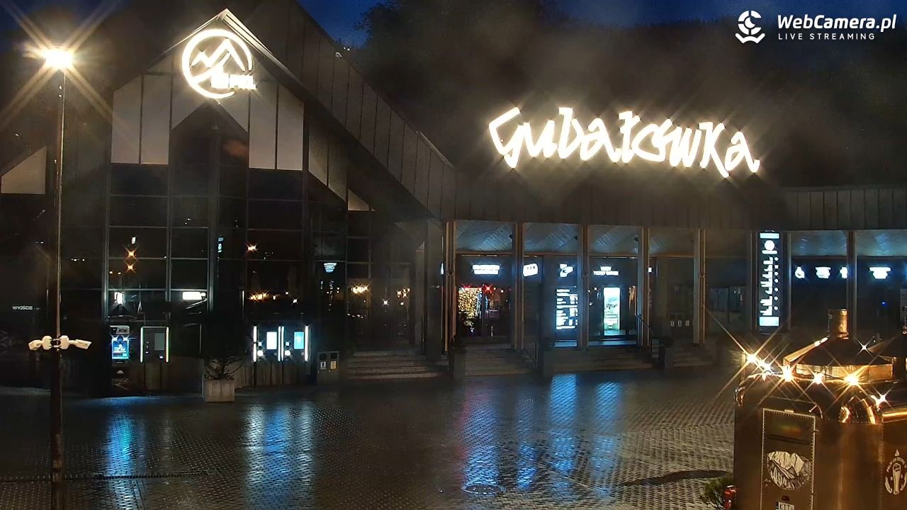 Zakopane - widok na dolną stację kolei na Gubałówkę - 09 czerwiec 2026, 21:16