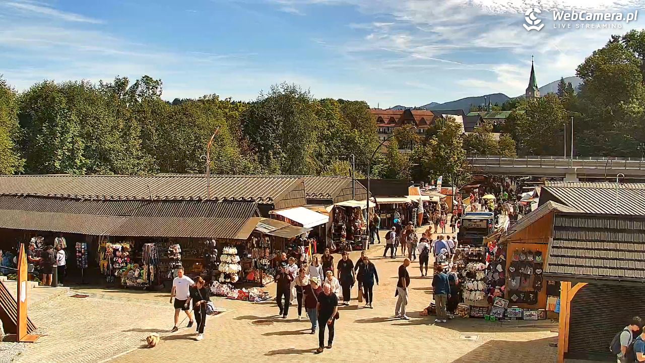 Zakopane - widok na dolną stację kolei na Gubałówkę - 07 wresień 2026, 12:18