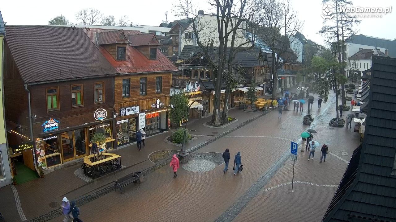 Krupówki Dolne - widok na deptak - 16 maj 2026, 11:33