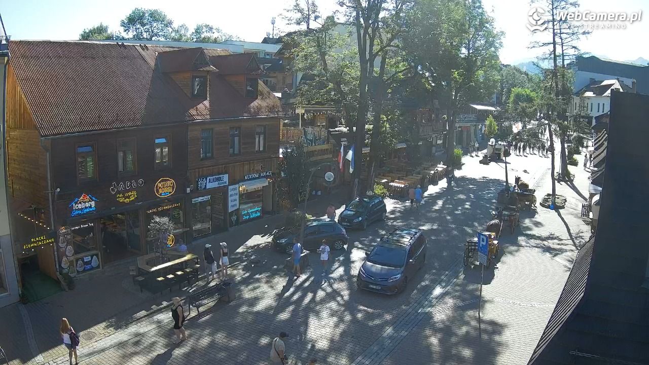 Krupówki Dolne - widok na deptak - 15 sierpień 2026, 09:30