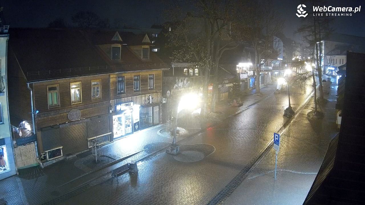 Krupówki Dolne - widok na deptak - 07 luty 2026, 00:02