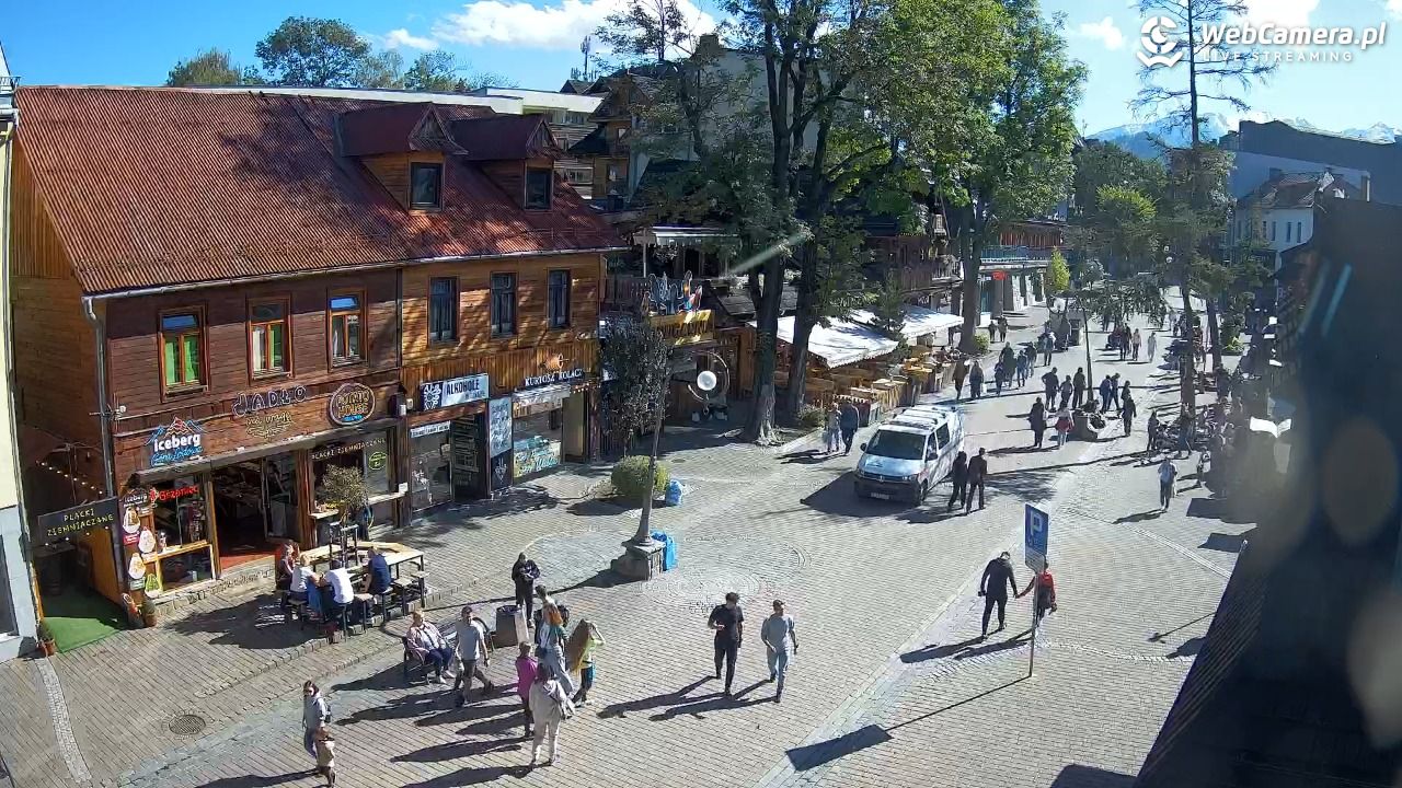 Krupówki Dolne - widok na deptak - 28 wresień 2026, 11:44