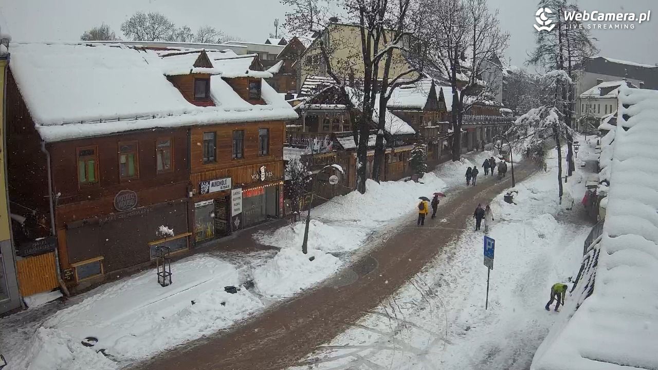 Krupówki Dolne - widok na deptak - 31 marzec 2026, 14:35