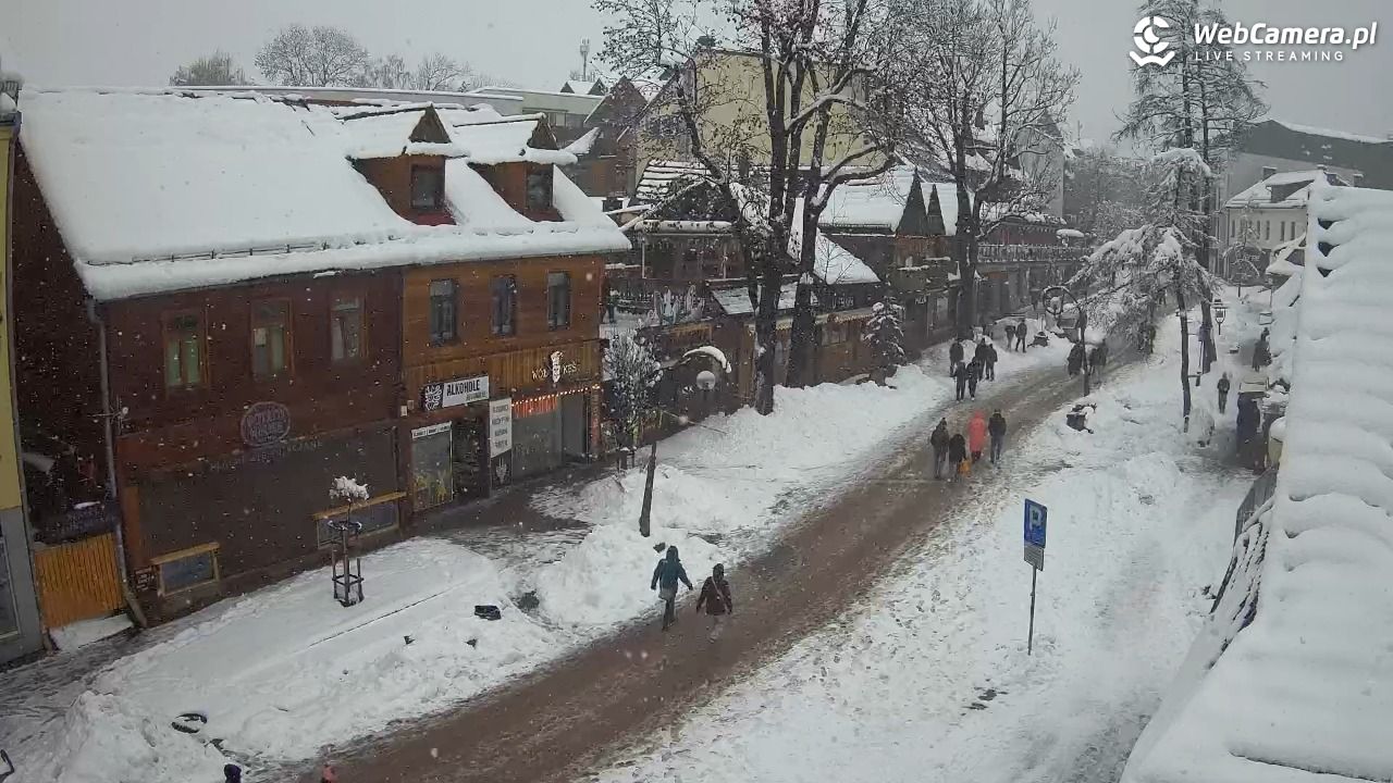 Krupówki Dolne - widok na deptak - 31 marzec 2026, 13:25