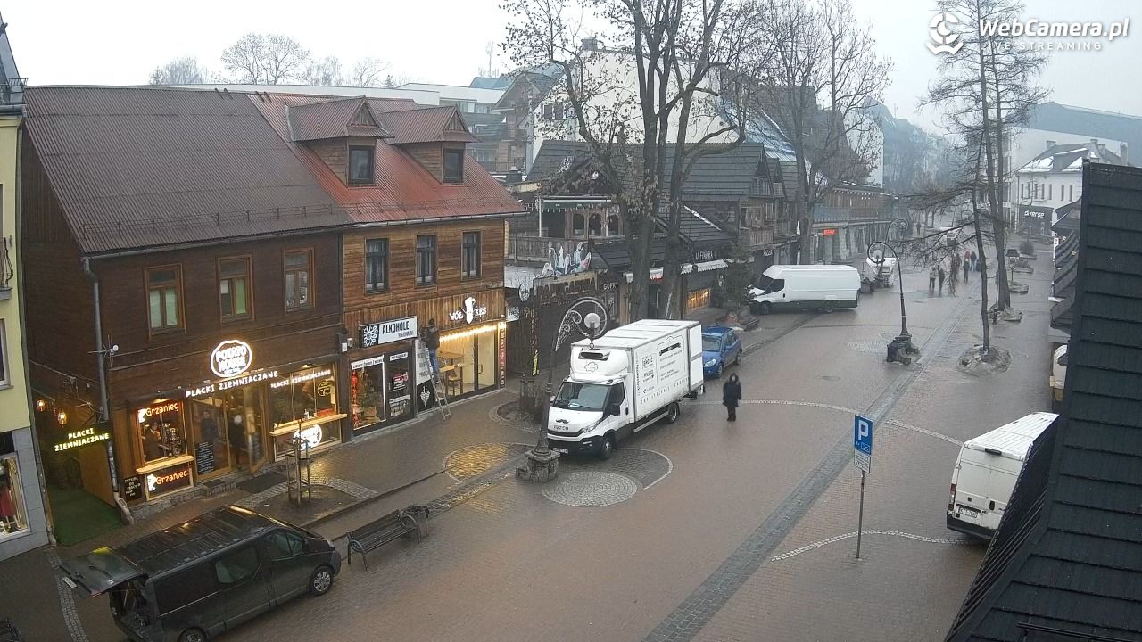 Krupówki Dolne - widok na deptak - 07 luty 2026, 08:07