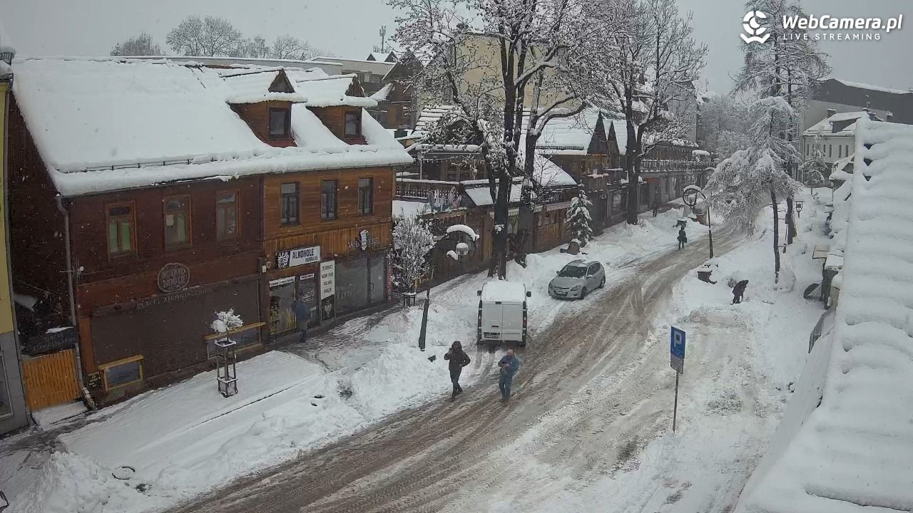 Krupówki Dolne - widok na deptak - 31 marzec 2026, 09:58